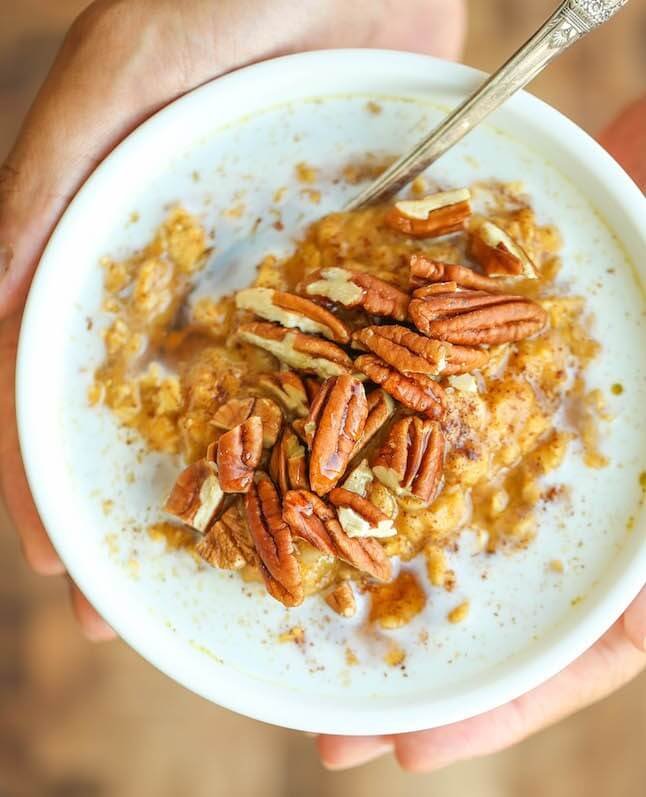 8 Vegan Oatmeal Delights That Will Make Your Day